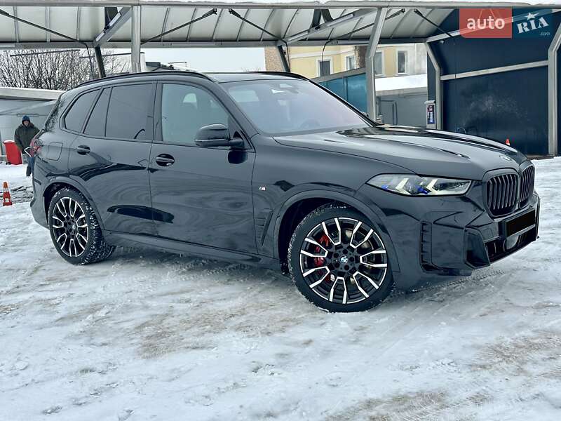 Внедорожник / Кроссовер BMW X5 2024 в Киеве