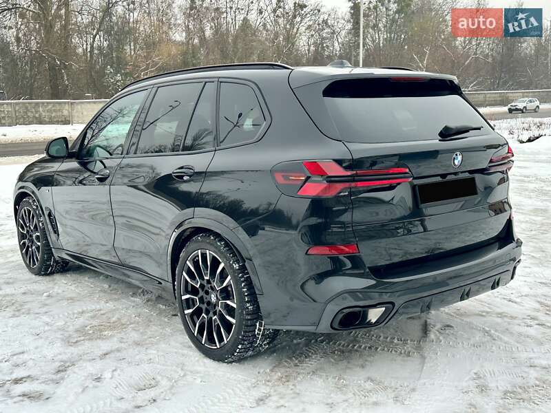 Внедорожник / Кроссовер BMW X5 2024 в Киеве