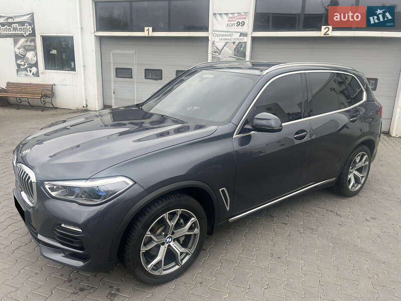 Позашляховик / Кросовер BMW X5 2018 в Вінниці