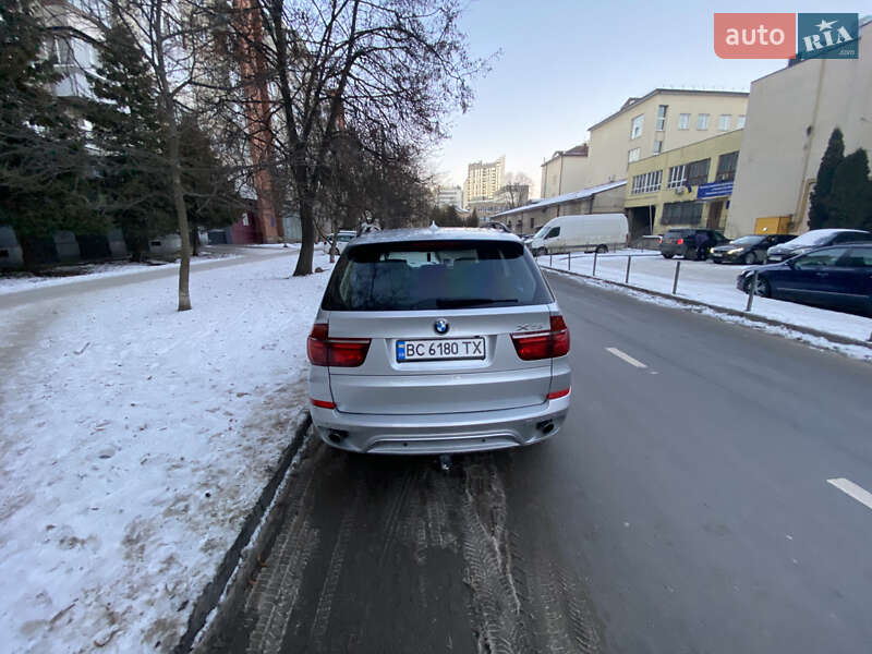 Позашляховик / Кросовер BMW X5 2010 в Львові