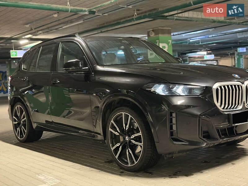 Позашляховик / Кросовер BMW X5 2023 в Києві