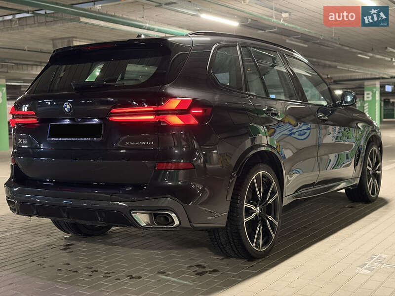Позашляховик / Кросовер BMW X5 2023 в Києві