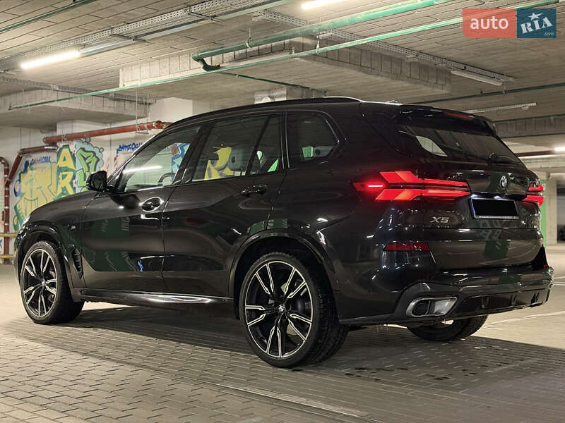 Позашляховик / Кросовер BMW X5 2023 в Києві