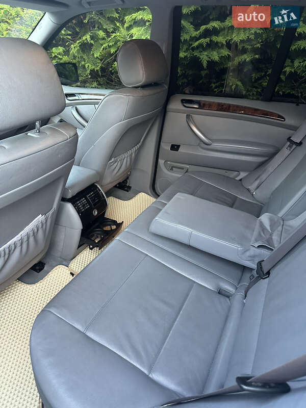 Внедорожник / Кроссовер BMW X5 2006 в Ровно