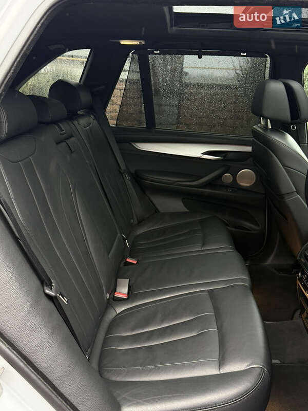 Внедорожник / Кроссовер BMW X5 2016 в Днепре
