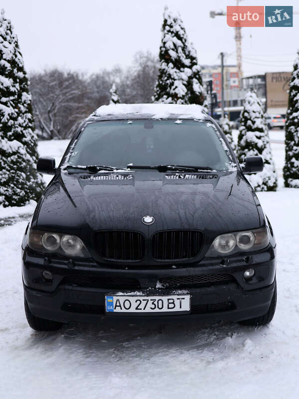 Внедорожник / Кроссовер BMW X5 2004 в Ужгороде