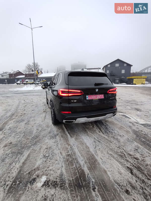 Позашляховик / Кросовер BMW X5 2019 в Києві