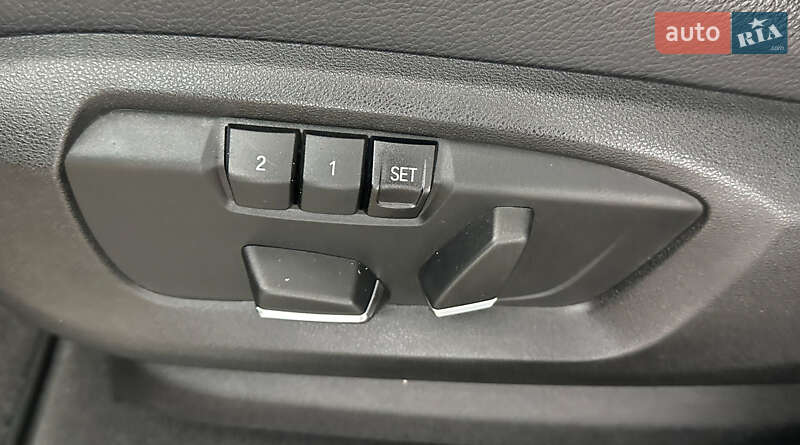 Внедорожник / Кроссовер BMW X5 2017 в Львове