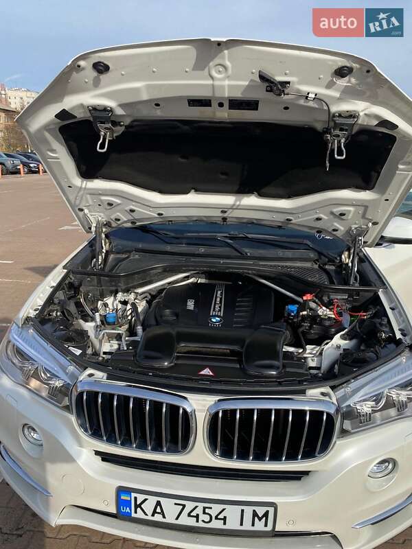 Внедорожник / Кроссовер BMW X5 2015 в Житомире