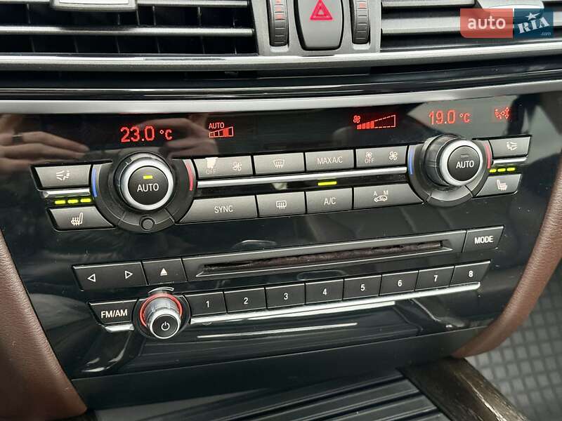 Внедорожник / Кроссовер BMW X5 2014 в Харькове