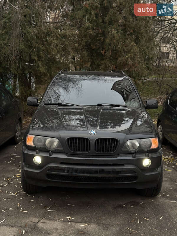Внедорожник / Кроссовер BMW X5 2002 в Киеве