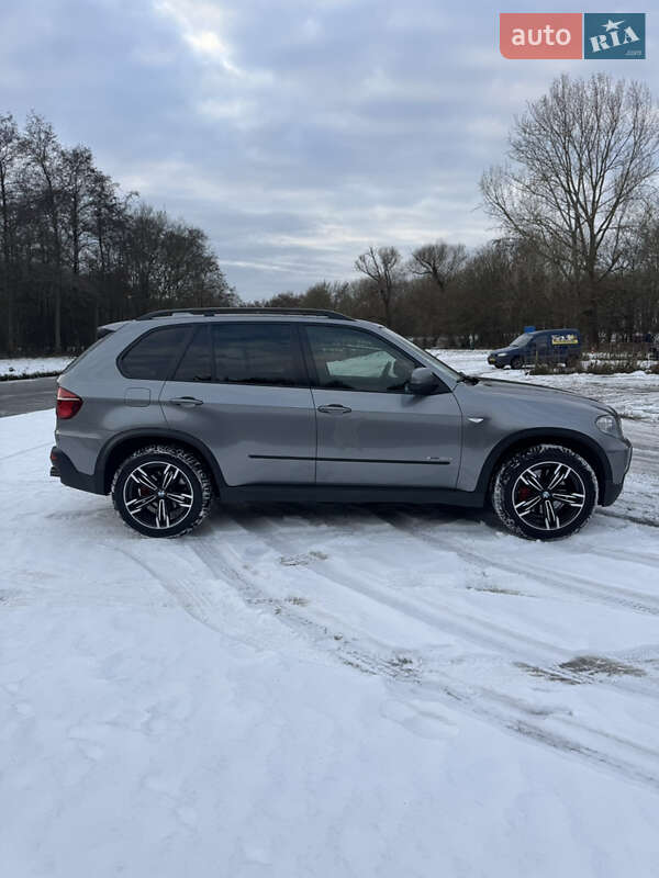 Внедорожник / Кроссовер BMW X5 2009 в Черновцах