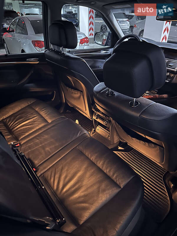 Внедорожник / Кроссовер BMW X5 2011 в Одессе