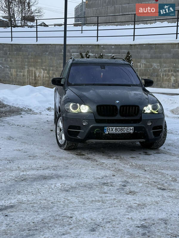Внедорожник / Кроссовер BMW X5 2010 в Хмельницком