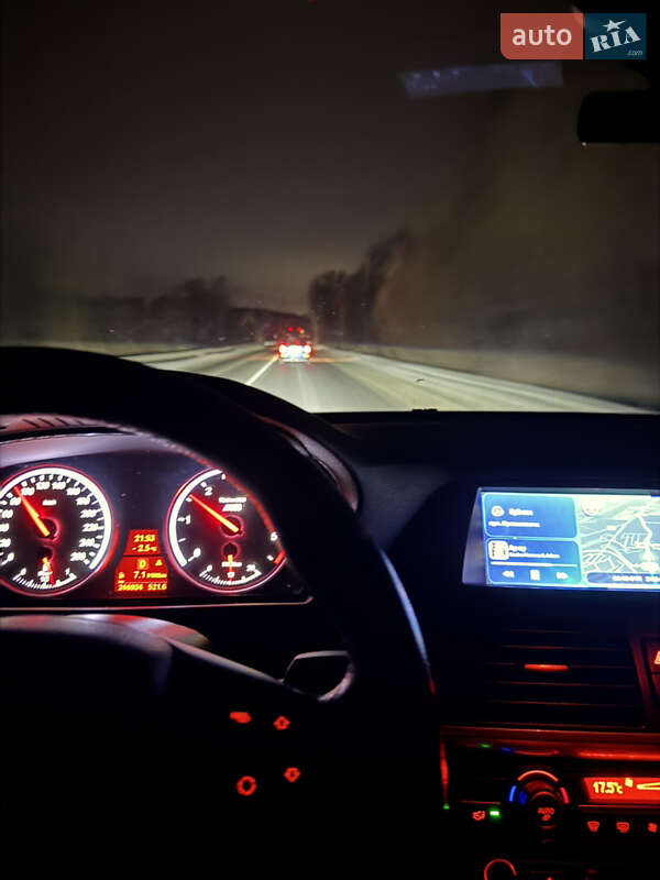 Внедорожник / Кроссовер BMW X5 2010 в Хмельницком