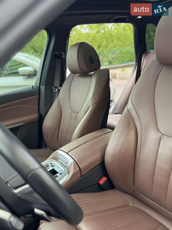 Внедорожник / Кроссовер BMW X5 2022 в Киеве