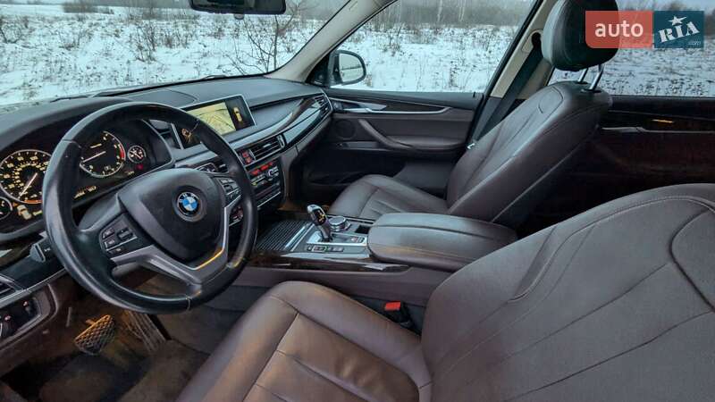 Внедорожник / Кроссовер BMW X5 2015 в Коростене