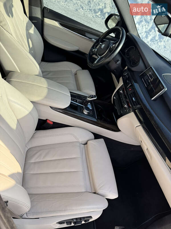 Внедорожник / Кроссовер BMW X5 2015 в Киеве