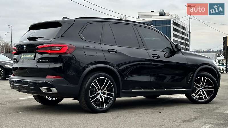 Внедорожник / Кроссовер BMW X5 2020 в Киеве