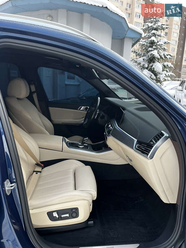 Внедорожник / Кроссовер BMW X5 2019 в Львове