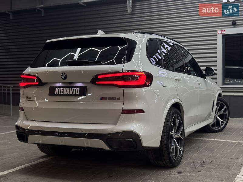 Внедорожник / Кроссовер BMW X5 2020 в Киеве