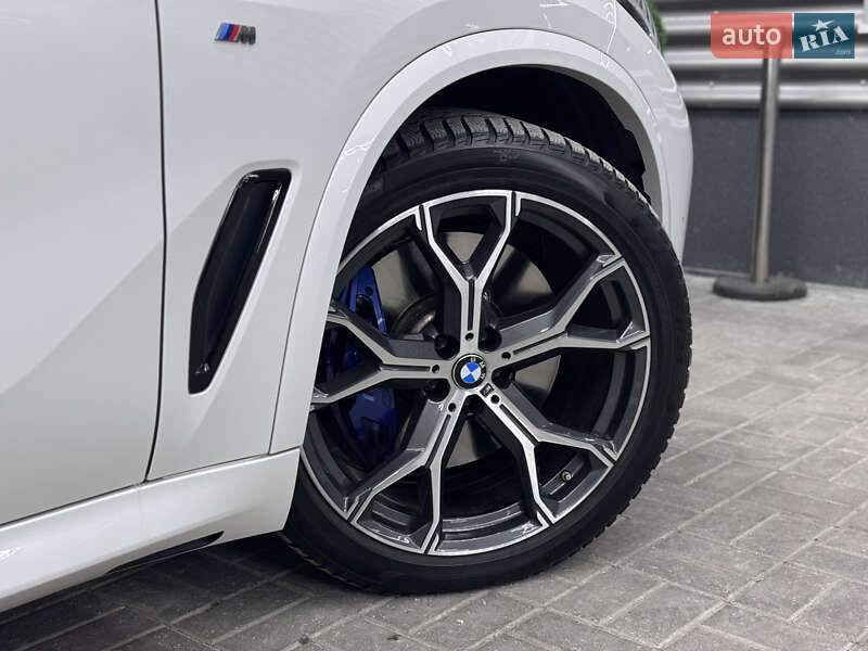 Внедорожник / Кроссовер BMW X5 2020 в Киеве