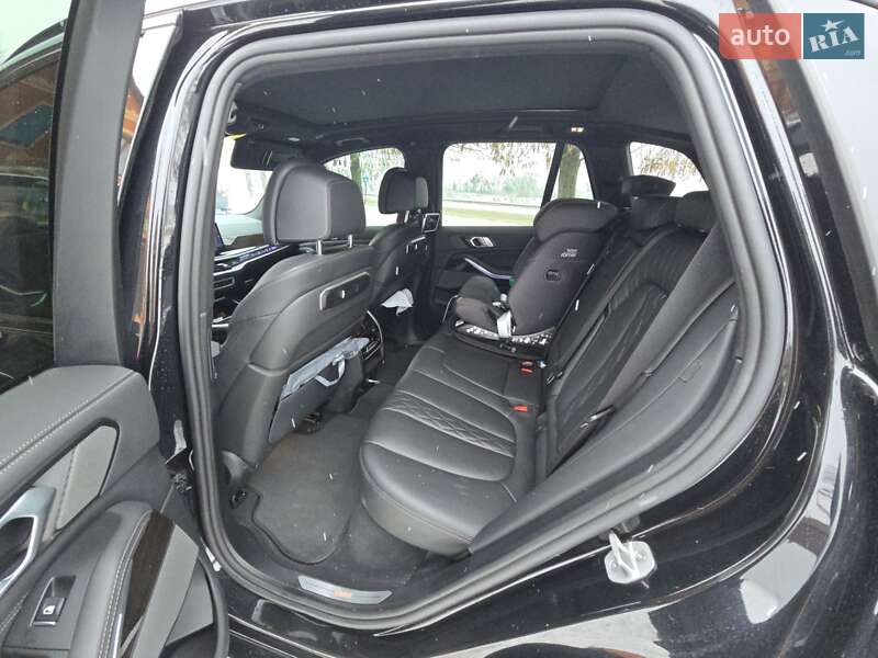 Внедорожник / Кроссовер BMW X5 2024 в Софиевской Борщаговке