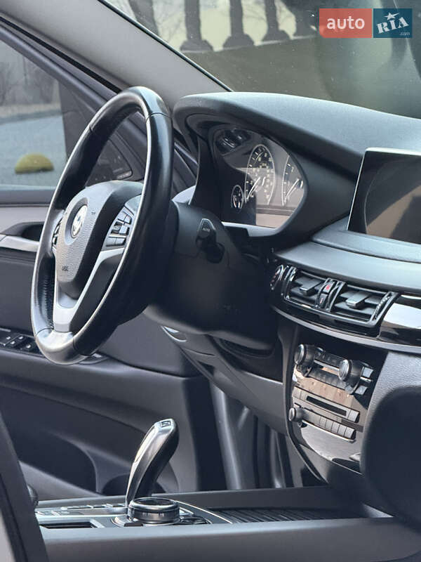 Внедорожник / Кроссовер BMW X5 2014 в Одессе