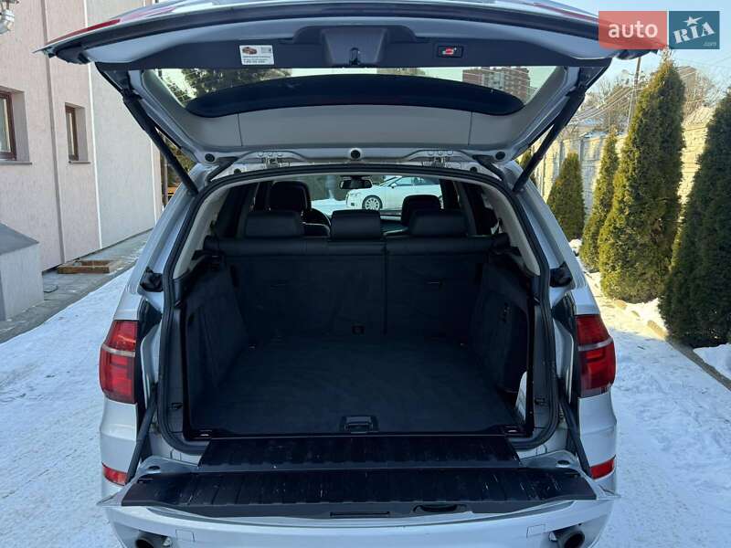 Внедорожник / Кроссовер BMW X5 2012 в Львове