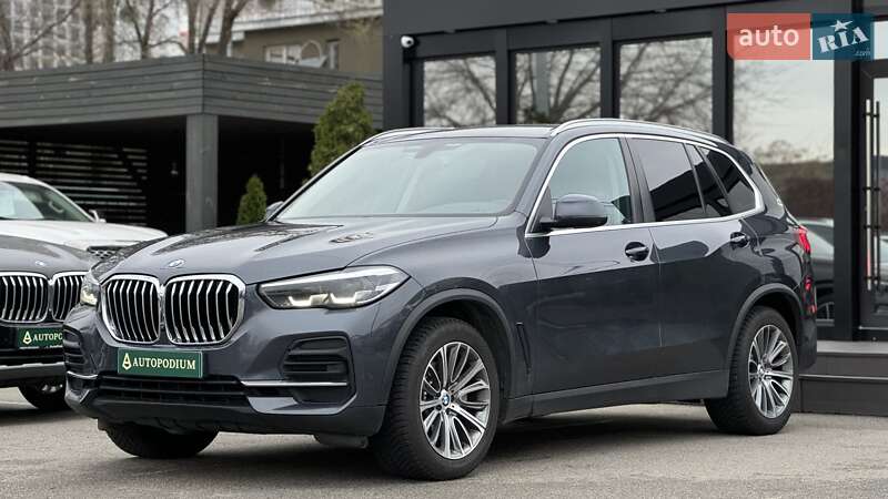 Внедорожник / Кроссовер BMW X5 2022 в Киеве