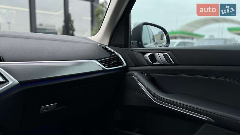 Внедорожник / Кроссовер BMW X5 2022 в Киеве