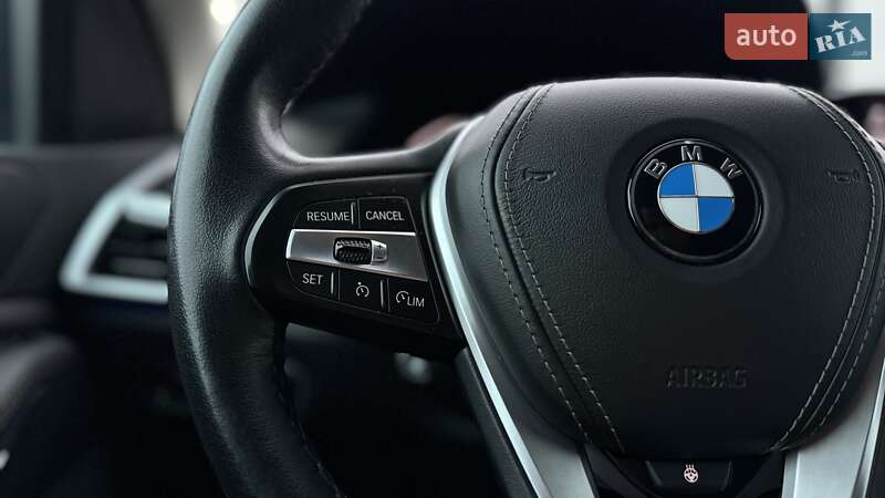 Внедорожник / Кроссовер BMW X5 2022 в Киеве