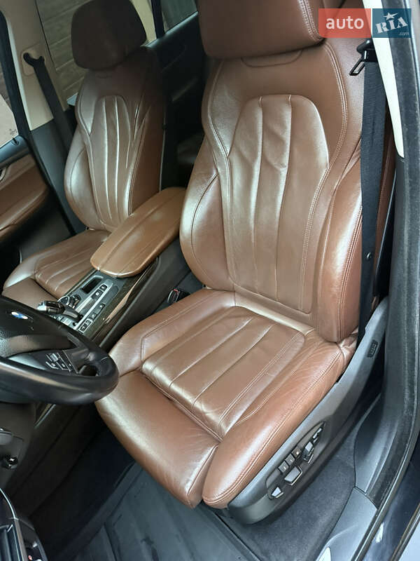 Внедорожник / Кроссовер BMW X5 2013 в Надворной