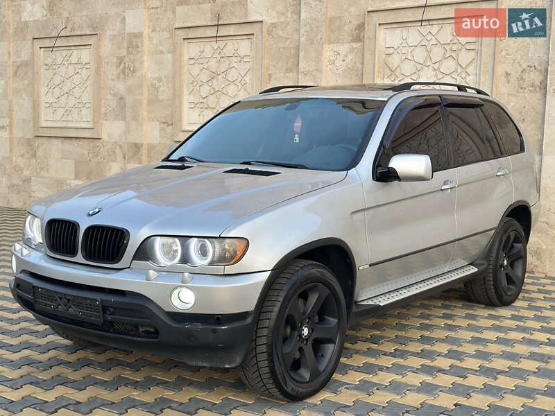Внедорожник / Кроссовер BMW X5 2003 в Одессе