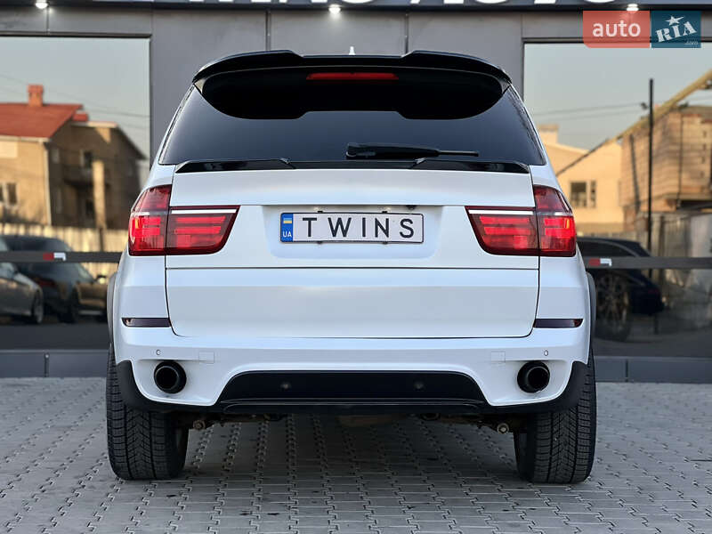 Внедорожник / Кроссовер BMW X5 2011 в Одессе