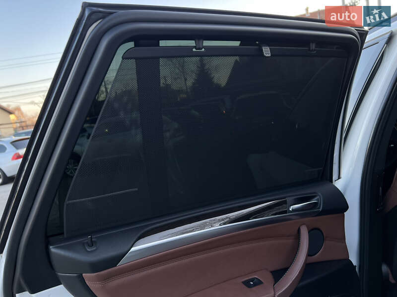 Внедорожник / Кроссовер BMW X5 2011 в Одессе