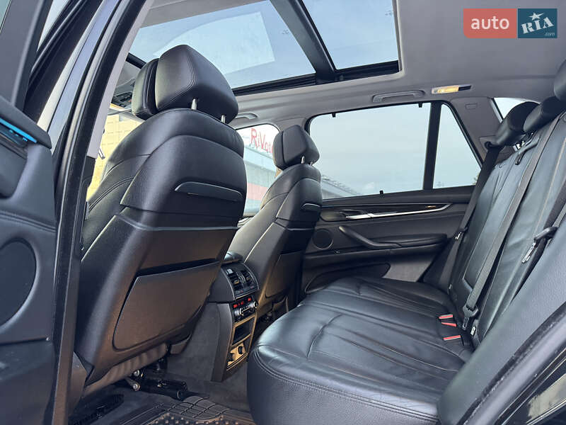 Внедорожник / Кроссовер BMW X5 2014 в Ровно