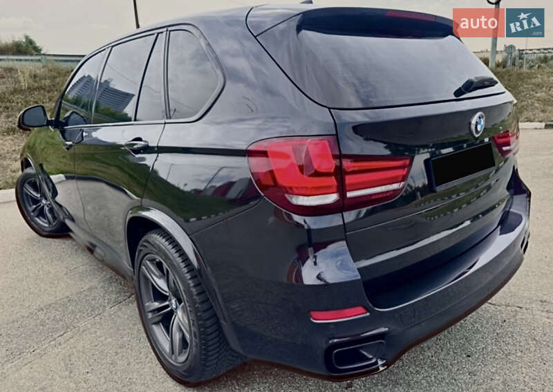 Внедорожник / Кроссовер BMW X5 2016 в Киеве