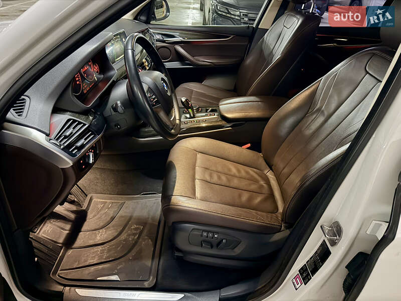 Внедорожник / Кроссовер BMW X5 2015 в Днепре