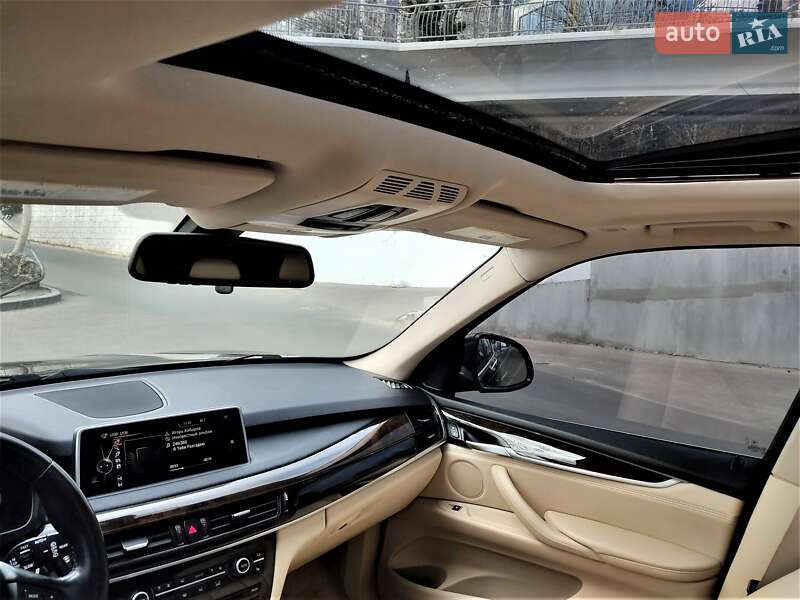 Внедорожник / Кроссовер BMW X5 2015 в Одессе