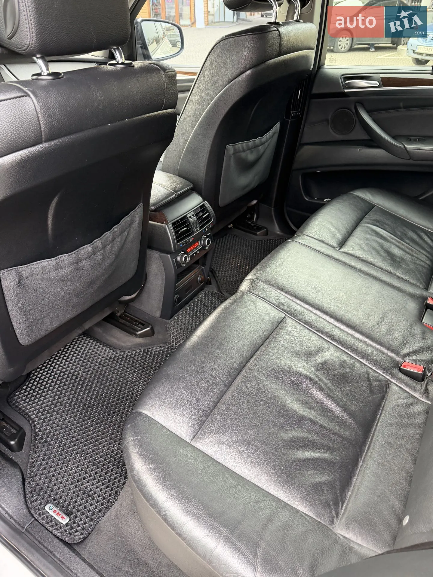 2011 BMW X5 - мініатюра 16