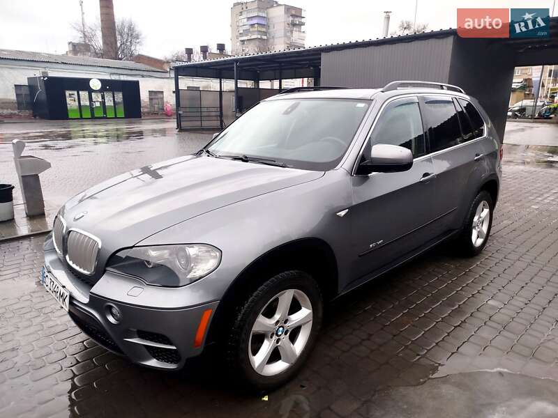 Внедорожник / Кроссовер BMW X5 2010 в Харькове