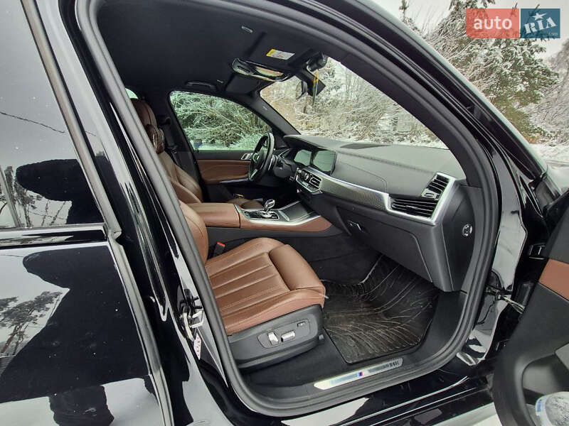 Внедорожник / Кроссовер BMW X5 2020 в Киеве