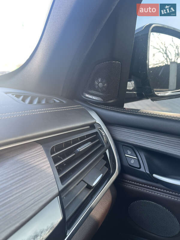 Внедорожник / Кроссовер BMW X5 2015 в Вознесенске