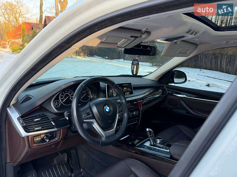 Внедорожник / Кроссовер BMW X5 2014 в Львове