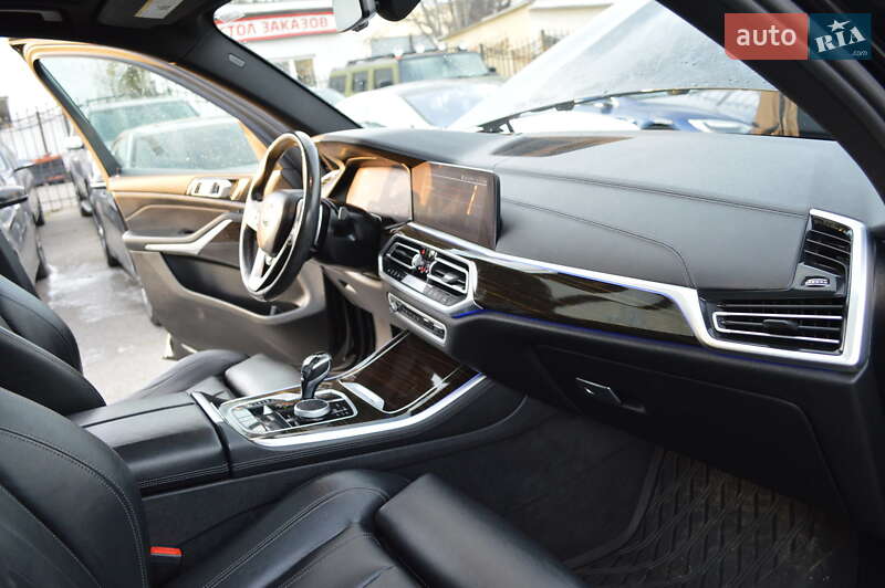 Внедорожник / Кроссовер BMW X5 2019 в Одессе