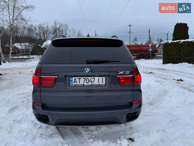 Внедорожник / Кроссовер BMW X5 2010 в Долине