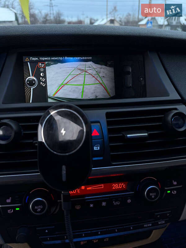 Внедорожник / Кроссовер BMW X5 2010 в Долине