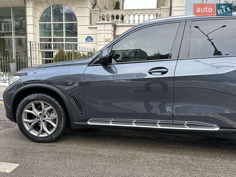 Внедорожник / Кроссовер BMW X5 2018 в Киеве