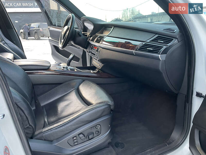 Внедорожник / Кроссовер BMW X5 2007 в Вышгороде